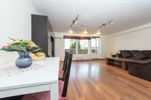Gausel Apartments