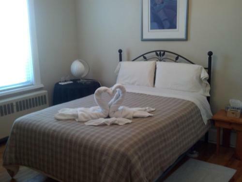 Bed & Breakfast Couette & Caf� (b & B) � La Qu�b�coise