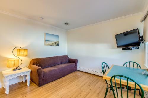 Motel Colonial Shores Resort