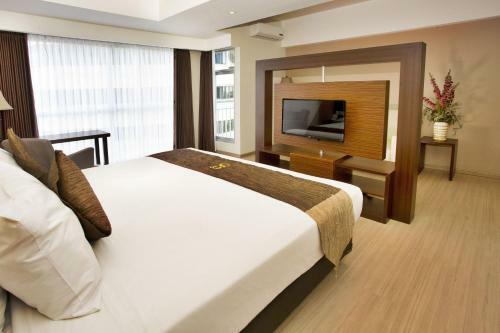 Hotel Gunawangsa Merr, Dhm Associates
