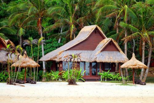 Hotel Cauayan Island Resort