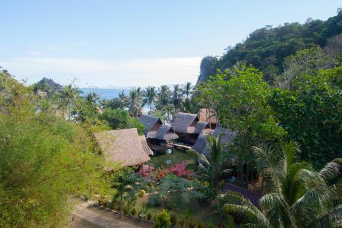 Hotel Cauayan Island Resort