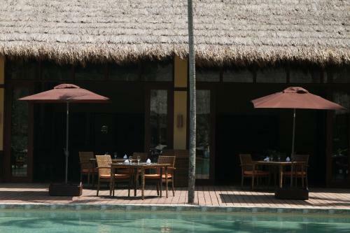 Hotel Cauayan Island Resort