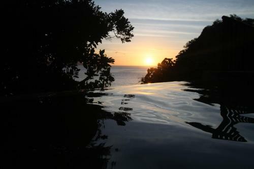 Hotel Cauayan Island Resort
