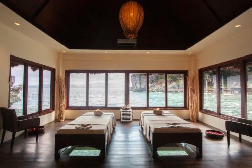 Hotel Cauayan Island Resort