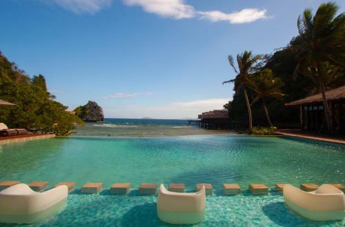 Hotel Cauayan Island Resort
