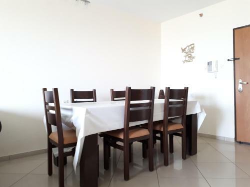 Keren's Sea View Apartment