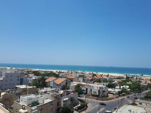 Keren's Sea View Apartment