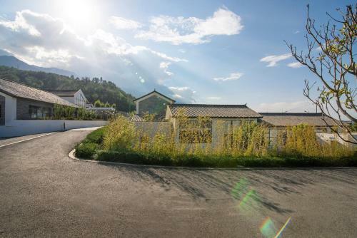 Villa Dali Loving Romance Hotel