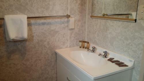 Fountain Court Motel