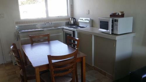 Fountain Court Motel