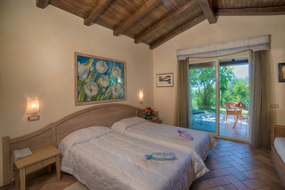 Hotel Cruccuris Resort