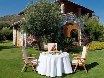 Hotel Cruccuris Resort