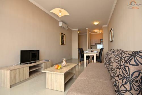Aparthotel Rotonda Inn Novigrad