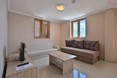 Aparthotel Rotonda Inn Novigrad