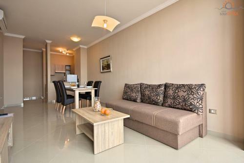 Aparthotel Rotonda Inn Novigrad