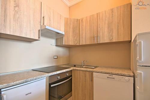 Aparthotel Rotonda Inn Novigrad