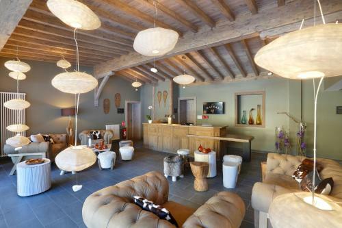 La Mainaz Hotel Restaurant And Resort