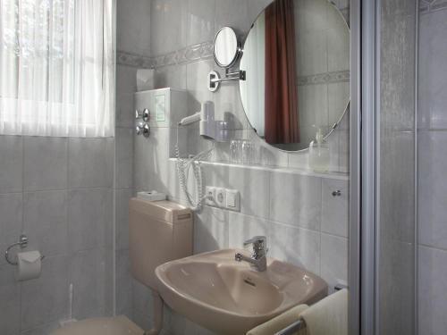 Hotel Gasthof R�ssle
