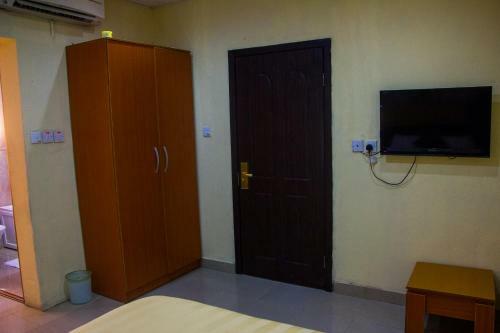 Hotel Deen Apartment Services