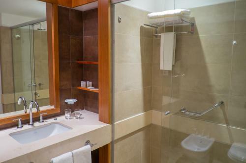 Orfeo Suites Hotel Salsipuedes