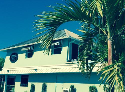 Aqua Beach Two Bedroom Apartment