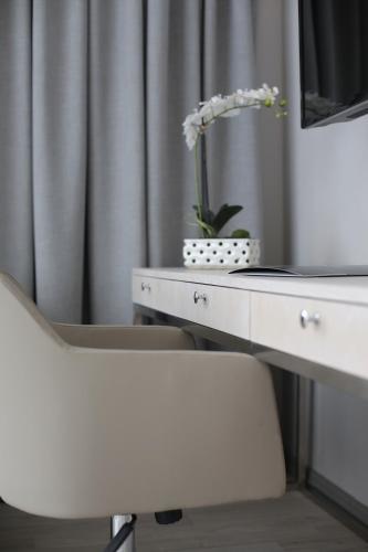 Balsamo Hotel & Suites