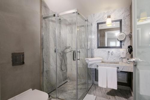 Balsamo Hotel & Suites