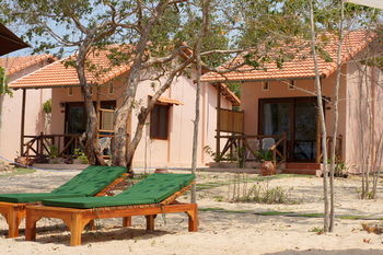 Hotel Gold Sand Beach Bungalow