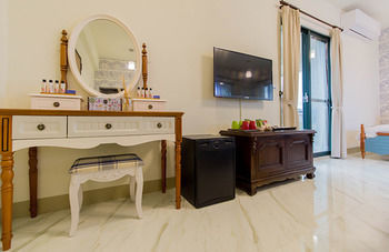Shan Hai B&B