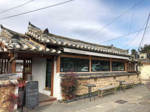 Hostal Floral Space Hanok Guesthouse