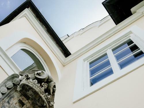 Villa Sch�nthal