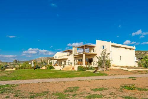 Legrena Beach Villa