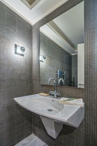 Legrena Beach Villa