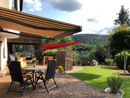 Apartamento Ferienwohnung Rennsteigblick