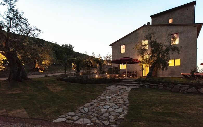 Agroturismo Torre Di Baratti Bio Resort