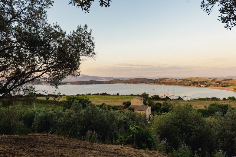 Agroturismo Torre Di Baratti Bio Resort