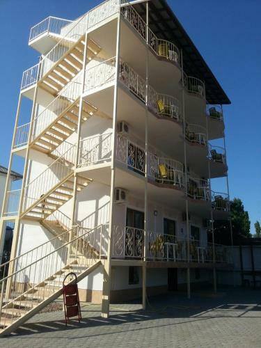 Posada Hotel Novyi