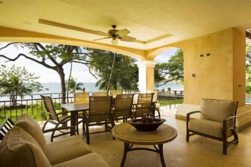 Casa Del Arbol