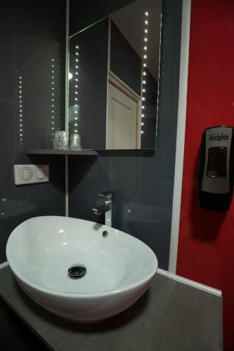 Hotel H�tel La Rocade