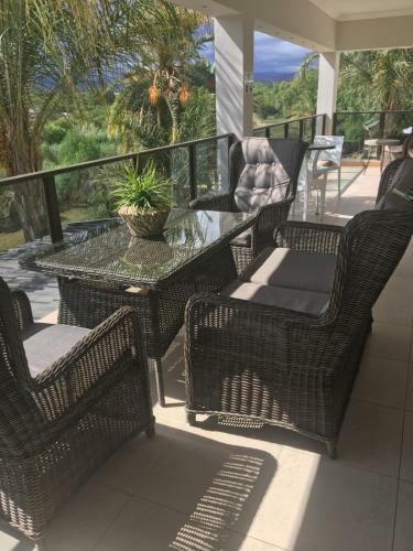 Hostal Oewerpalms View