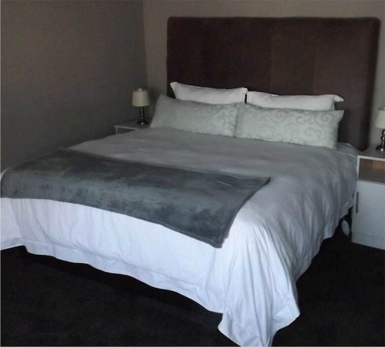 Hostal Silver Plum Bnb