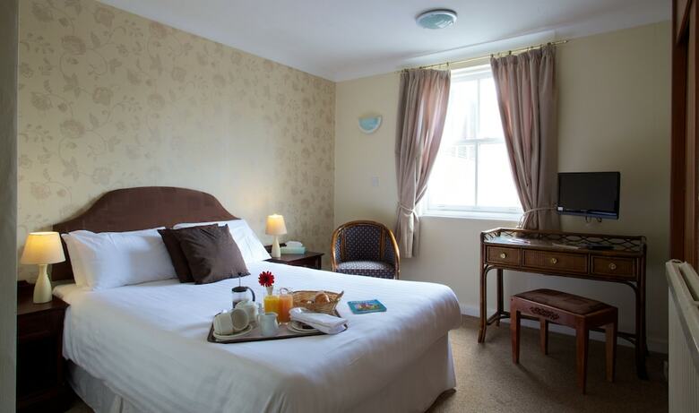 Rutland Arms Hotel