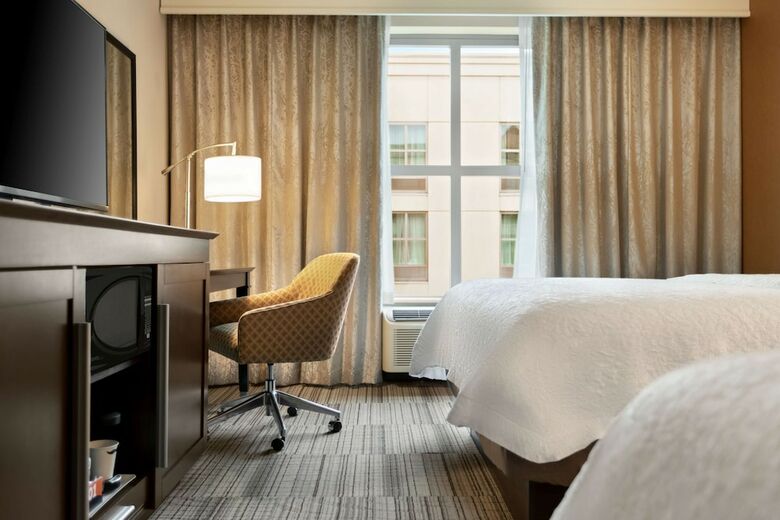 Hotel Hampton Inn And Suites Roanoke-downtown, Va