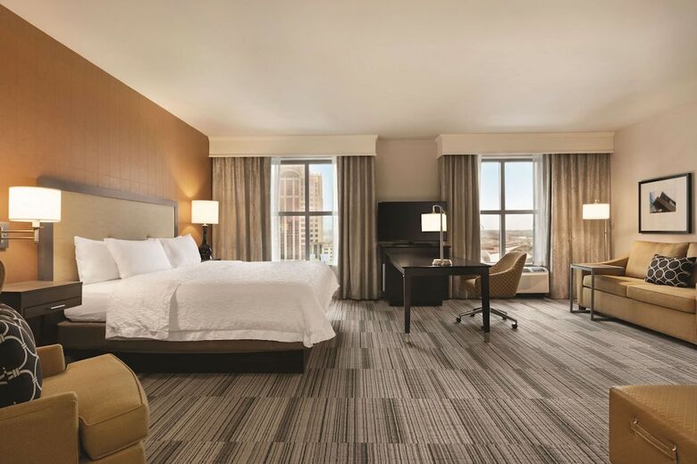 Hotel Hampton Inn And Suites Roanoke-downtown, Va