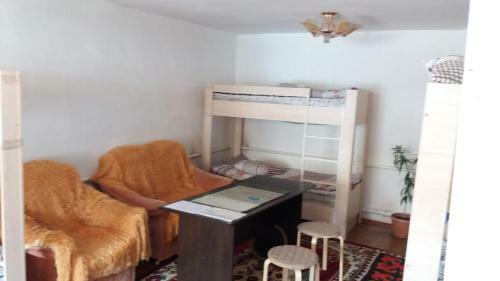 Happy Hostel