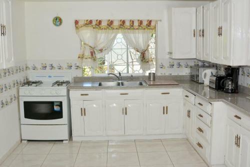 Paradise Palms Jamaica Vacation Rental