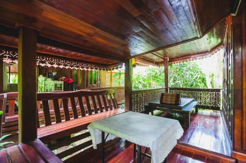 Hotel Ruan Rong Rong Resort & Spa