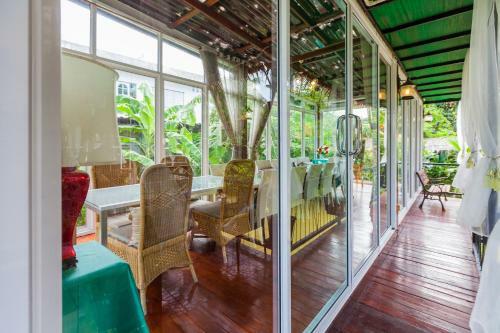 Hotel Ruan Rong Rong Resort & Spa