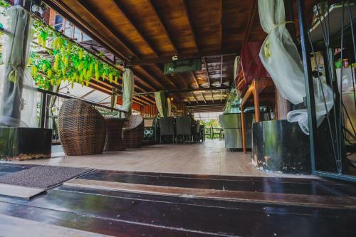 Hotel Ruan Rong Rong Resort & Spa